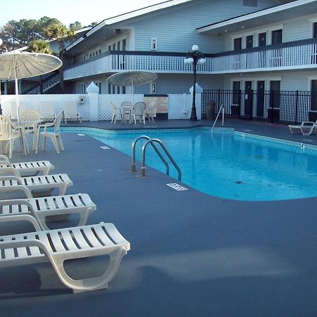 Days Inn By Wyndham Savannah Airport Eksteriør billede