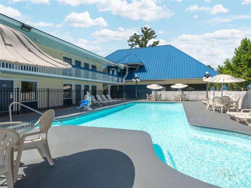 Days Inn By Wyndham Savannah Airport Eksteriør billede