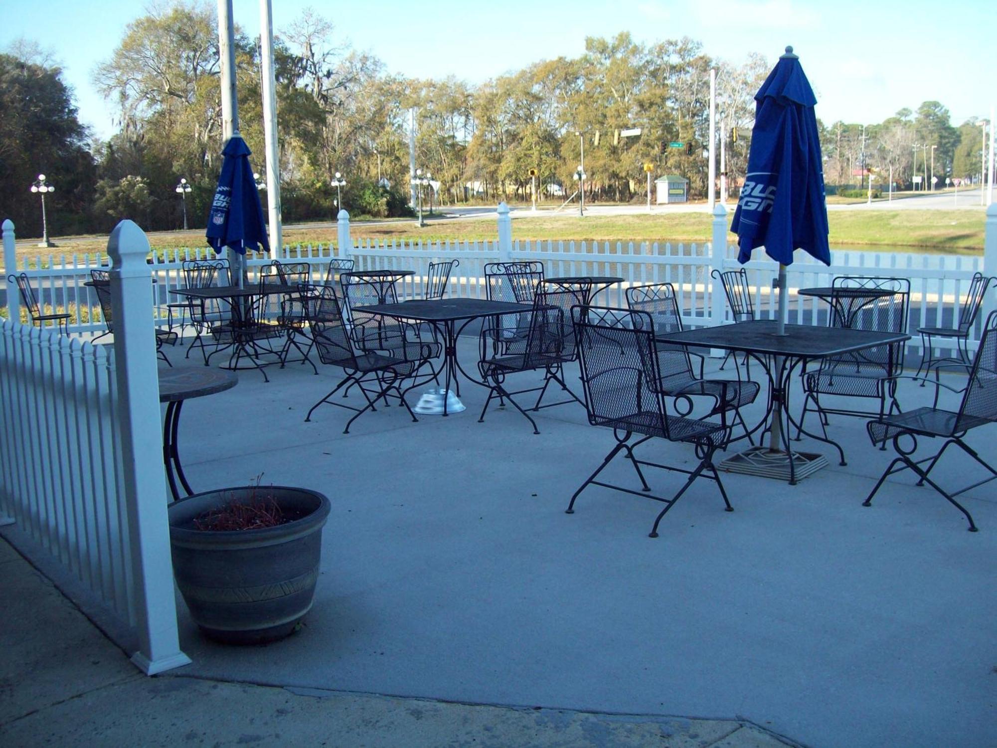 Days Inn By Wyndham Savannah Airport Eksteriør billede