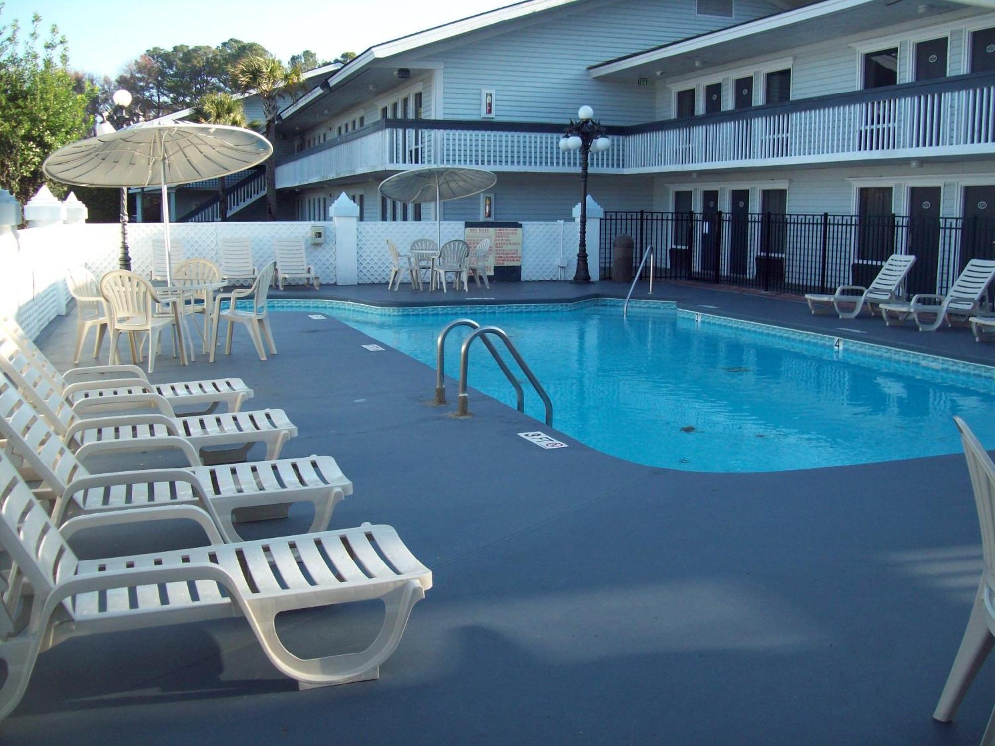 Days Inn By Wyndham Savannah Airport Eksteriør billede
